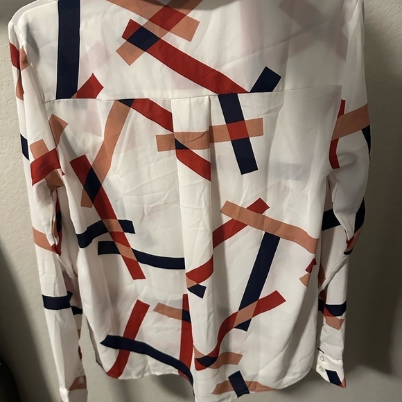 Lulus Camrose White Geometric Print‎ Button-Up Long Sleeve Blouse Size Small - Picture 7 of 9